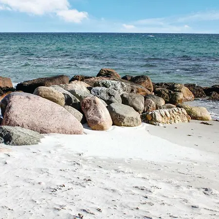 Three-bedroom Holiday In Semesterbostad Ebeltoft