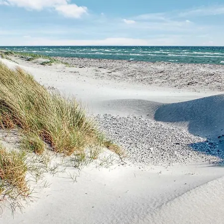 Three-bedroom Holiday In Semesterbostad