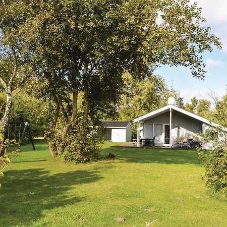 Three-bedroom Holiday In Semesterbostad Ebeltoft