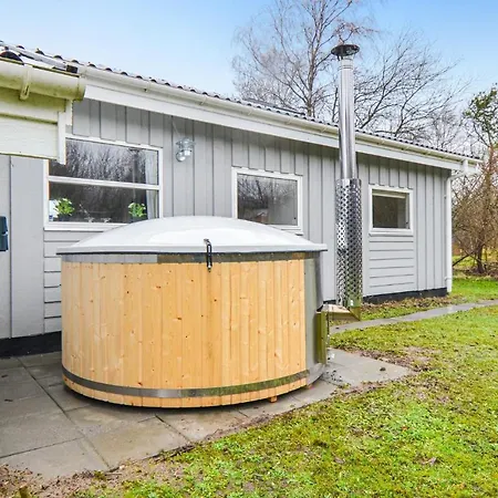 Semesterbostad Three-bedroom Holiday In Ebeltoft